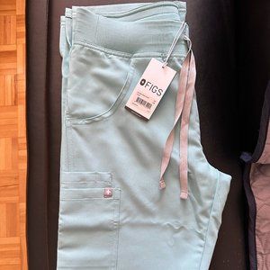 FIGS  Kade Cargo Scrub Pants in Seaglass